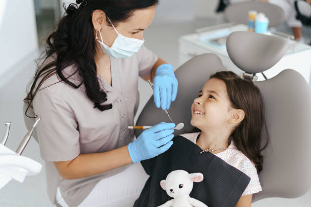 Best Emergency Dental Extractions in Moundridge, KS